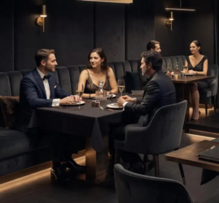 Elegancka restauracja-lounge z pokerowym stołem w Polsce
